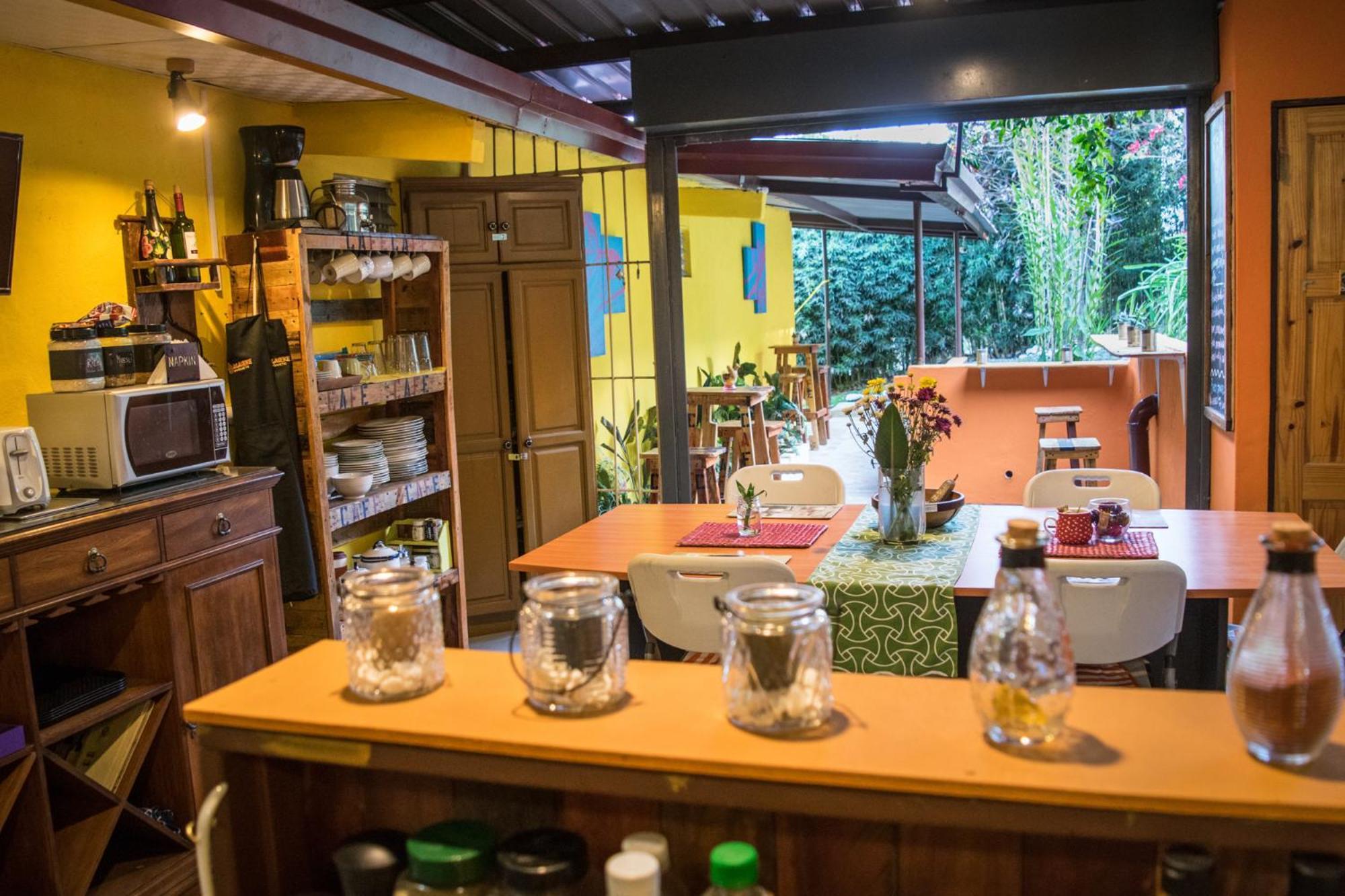 Agaseke Lodge Букет Екстериор снимка